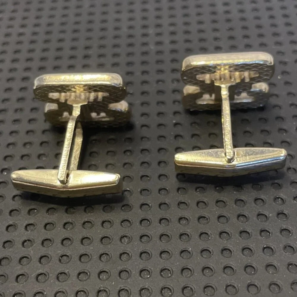 Vintage Silver Tone Barbed Wire Mens Cufflinks Wound Coil Inside Rectangle Frame